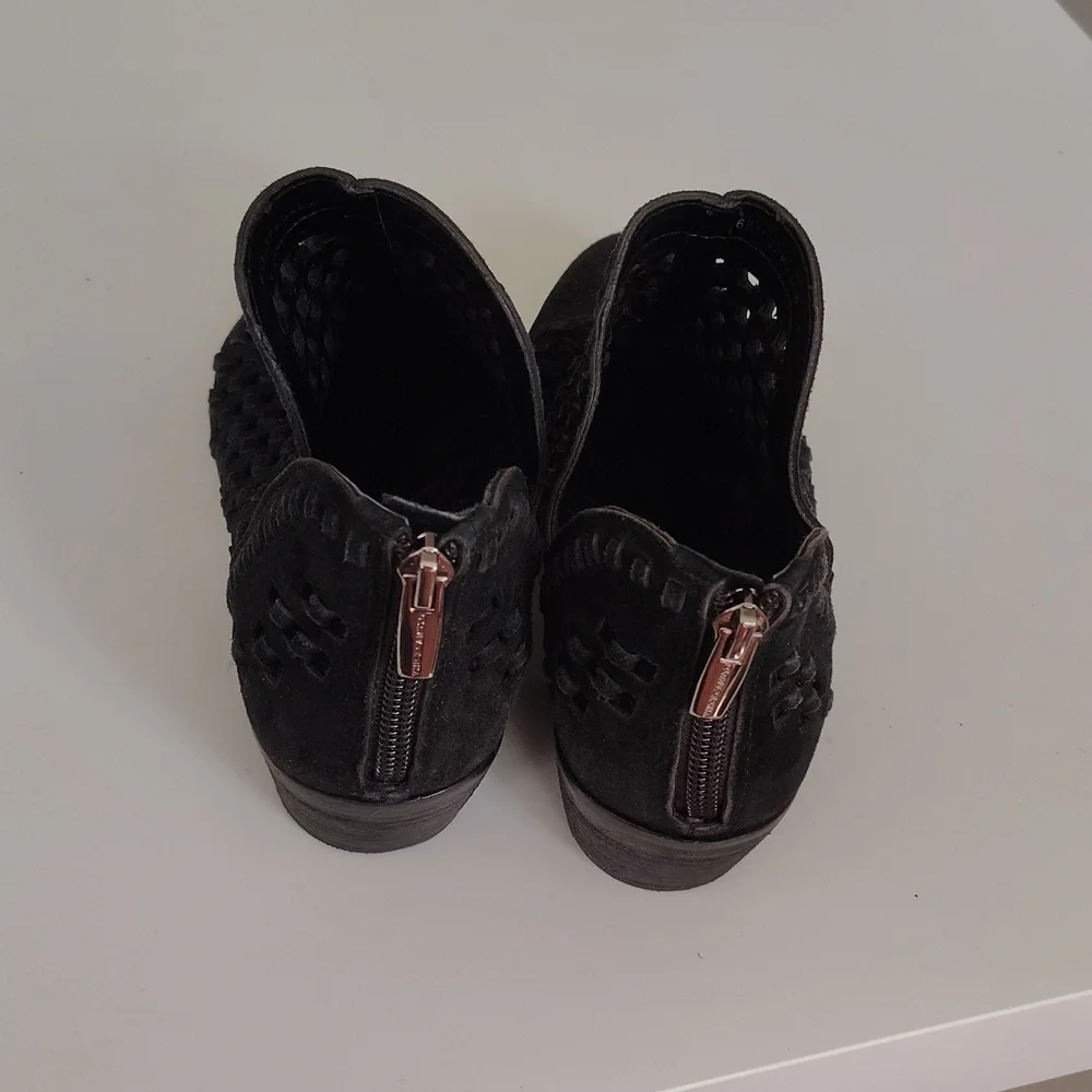 Vince Camuto vince camuto